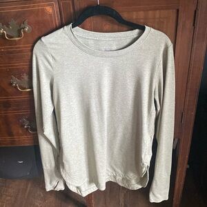 Athleta Moisture Wicking Long Sleeve Green XS, T/P